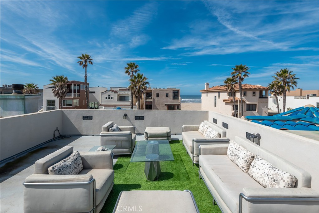 1000 MANDALAY BEACH RD