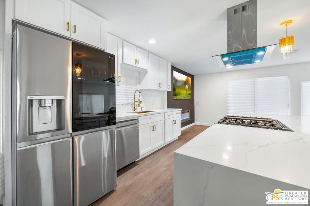 Date Palm Country Cl - Manufactured In Park