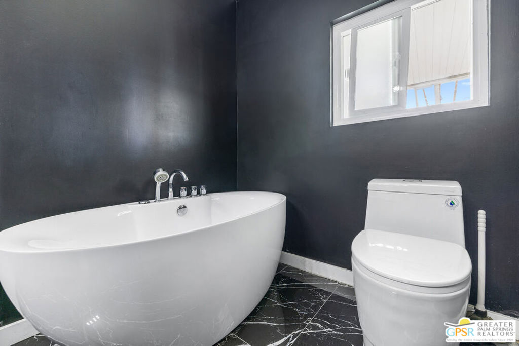 Date Palm Country Cl - Manufactured In Park