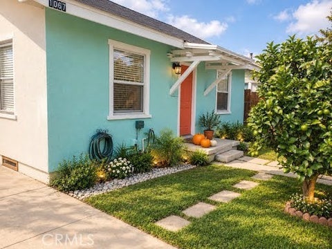 Photo of 1067 N Norman Court, Long Beach, CA 90813 (MLS # PW26211191)