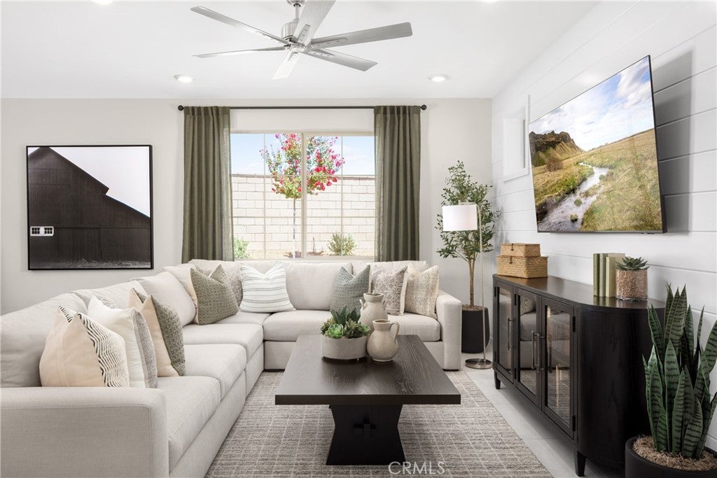 30637 Albifora Way