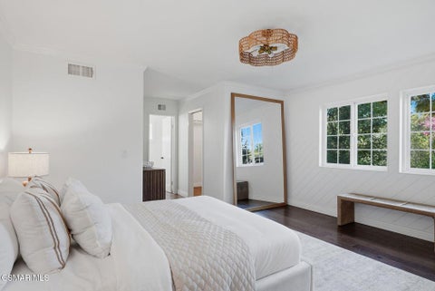 Tiny photo for 280 Cummings Road, Santa Paula, CA 93060 (MLS # 226004026)