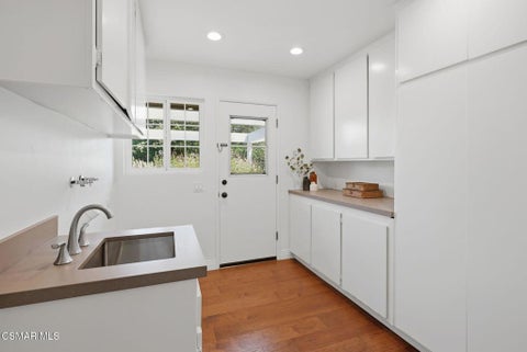 Tiny photo for 280 Cummings Road, Santa Paula, CA 93060 (MLS # 226004026)