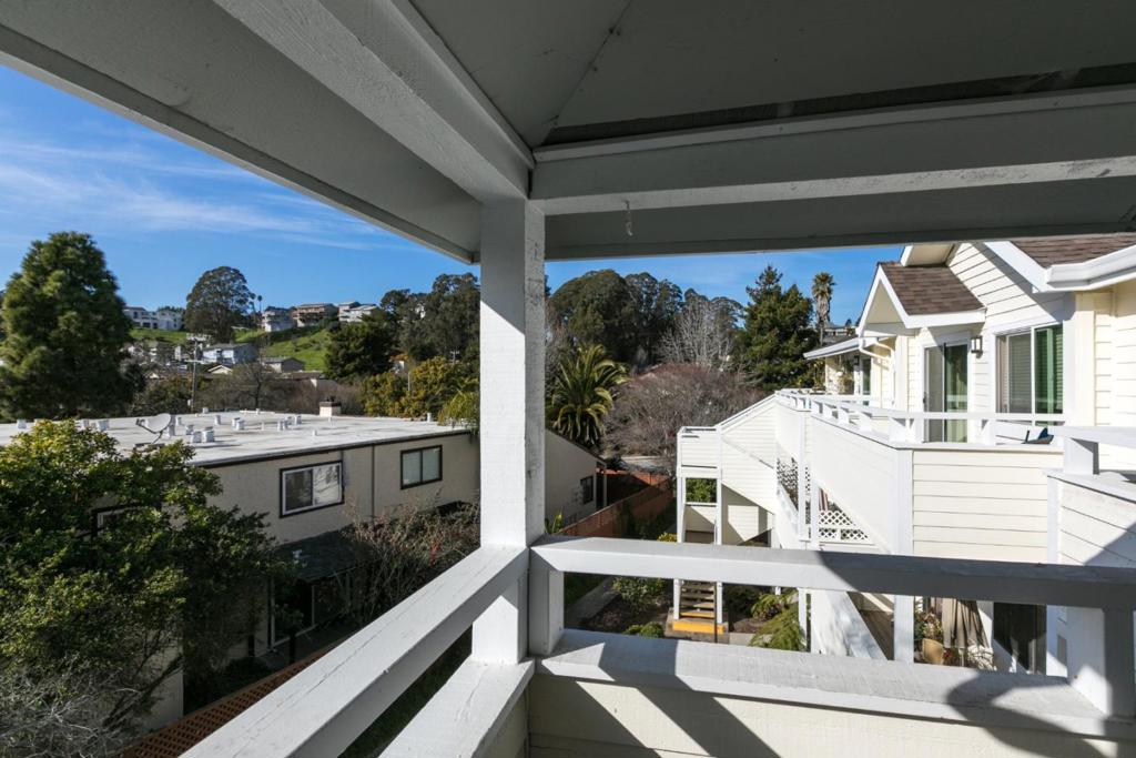 Light-filled top floor condo located on the Westside! New carpet, freshly painted, granite counters, in-unit laundry, and fireplace. Sunny deck, 1 car shared-garage, and extra storage. Walking to New Leaf Market, restaurants, coffee, shopping, breweries, wineries and Saturday's farmer's market. Approximately 1 mile to West Cliff and the beach! Near the bus line to UCSC. In desirable Westside neighborhood.