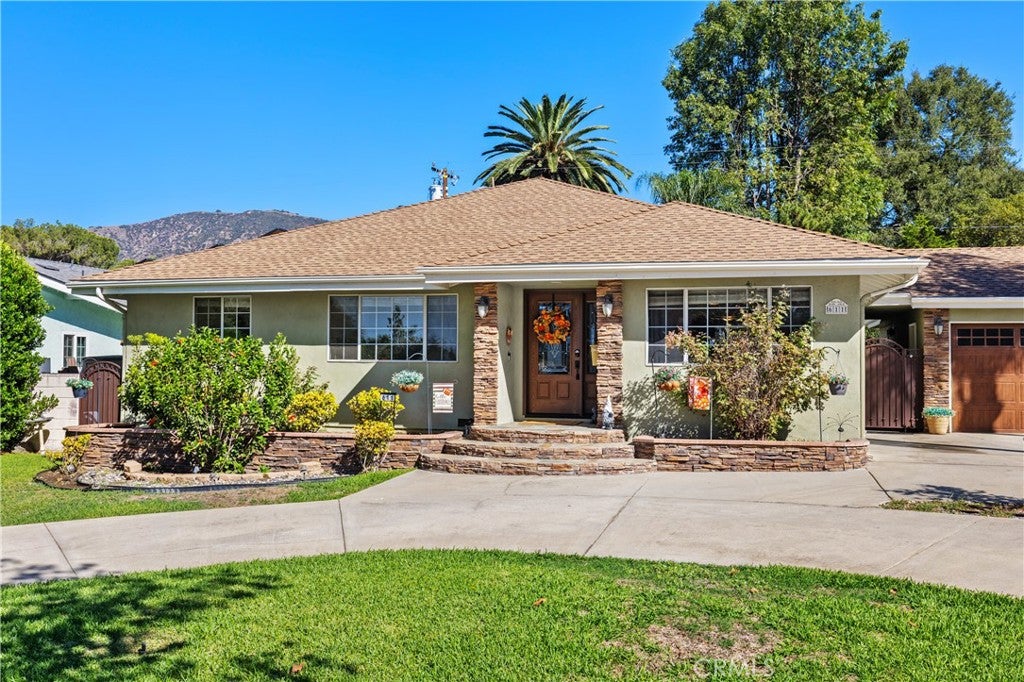 611 E Foothill Blvd