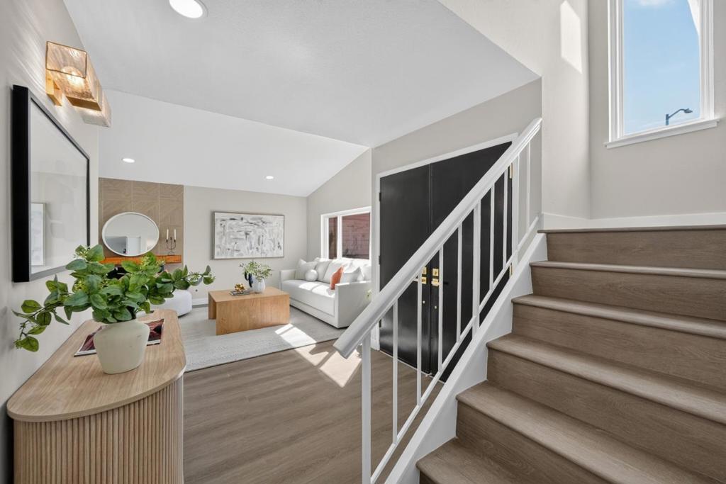 236 Ottawa Way