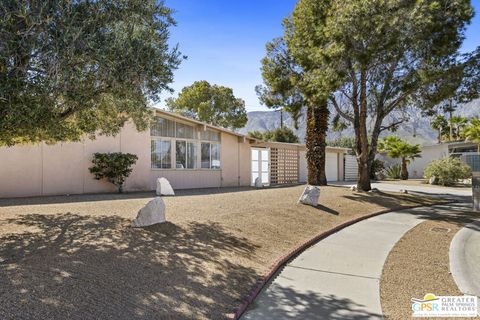 Photo of 889 E Janet Circle, Palm Springs, CA 92262 (MLS # 26657491PS)