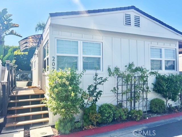 Three bedroom furnished remodeled home in Bayside Village with nice sized patio yard. This property has been completely remodeled with open great room and ktichen, large primary bedroom with sliding door that leads to an outdoor deck, plus 2 addtional bedrooms. Two remodeled bathrooms. Large open patio yard has patio furniture plus a barbeque. A covered carport for your car plus a lockable shed. Bayside Village is located on Back Bay in the heart of Newport Beach. The community has numerous amenities including 2 clubhouses, 2 pools, 2 jacuzzis, a fitness room, private beach plus dog park! Less than a mile to Fashion Island, Balboa Island and world class restaurants and beaches.