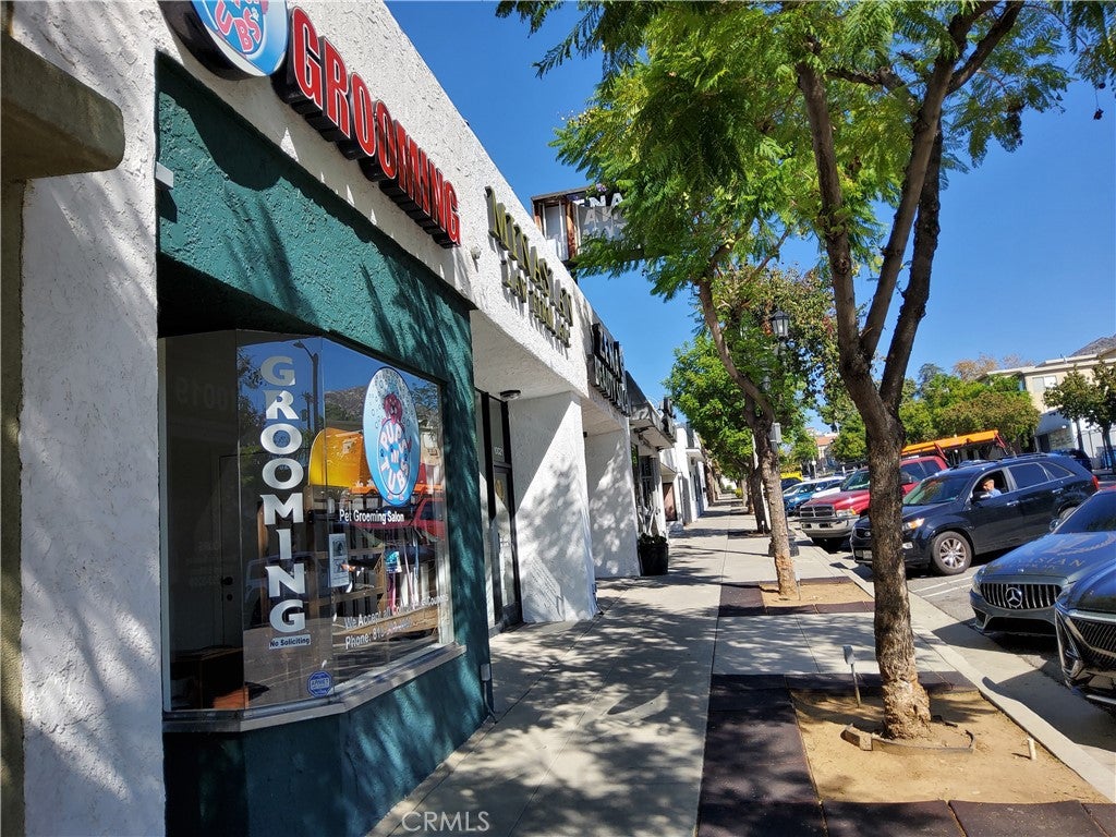 10019 Commerce Avenue