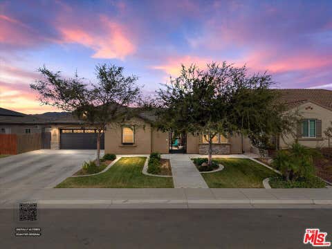 Photo of 5103 Anaconda Avenue, Bakersfield, CA 93306 (MLS # 26876215)
