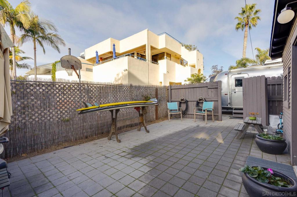 Cardiff By The Sea - Residential