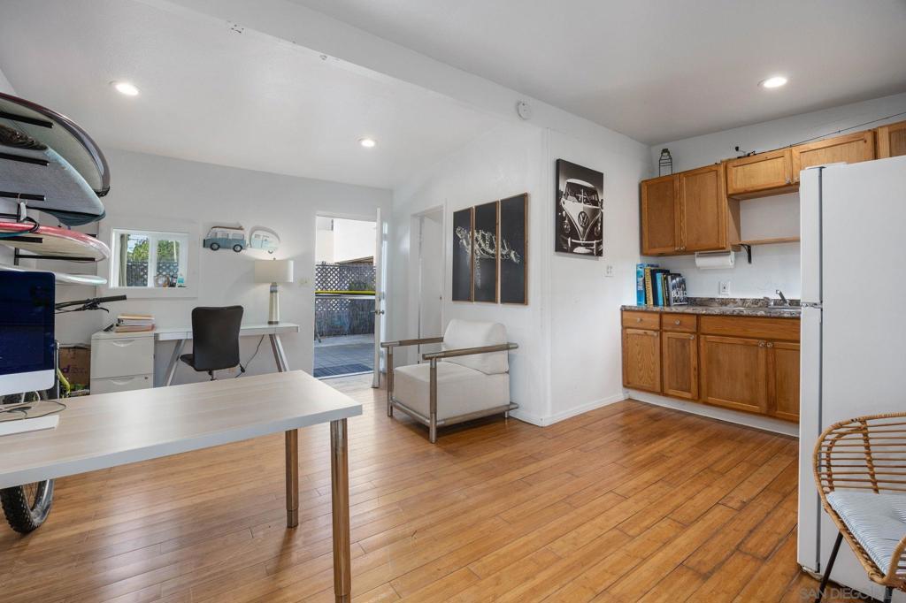 Cardiff By The Sea - Residential