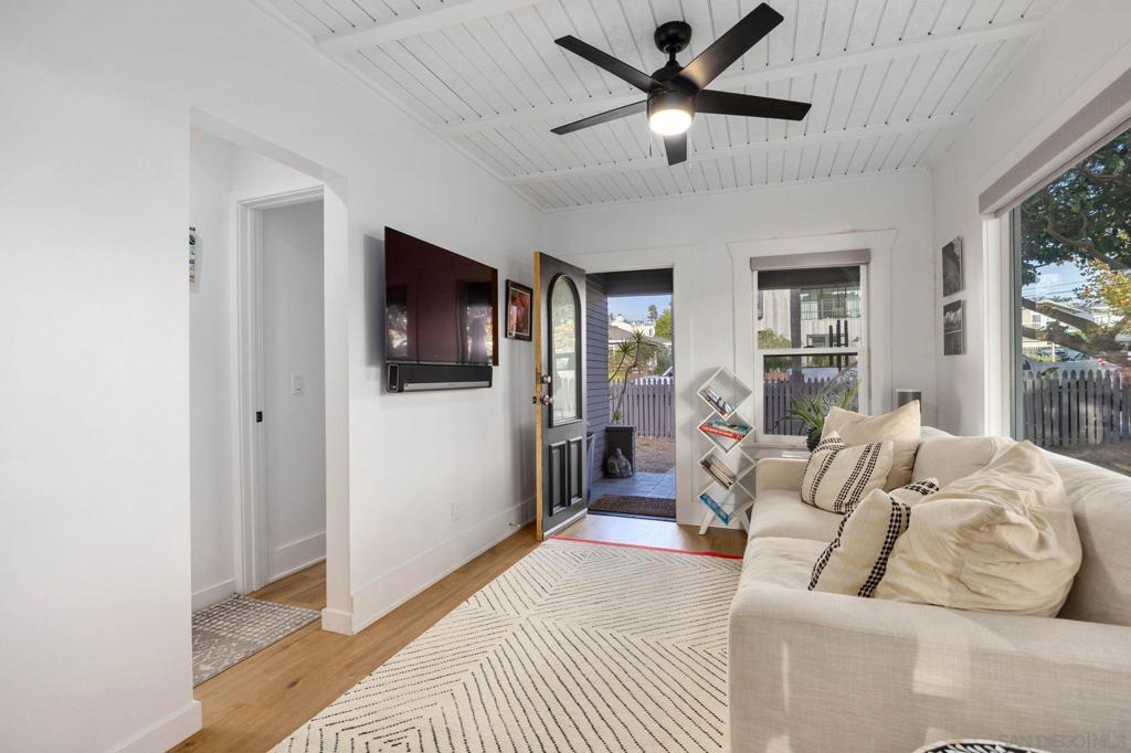 Cardiff By The Sea - Residential