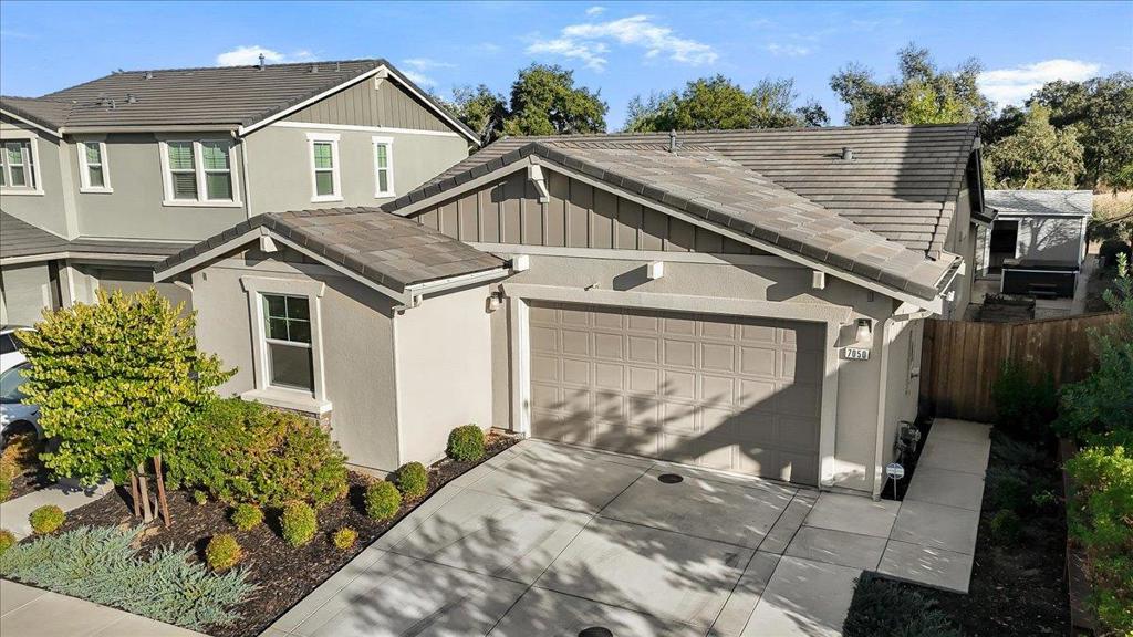 7050 Vintner Court