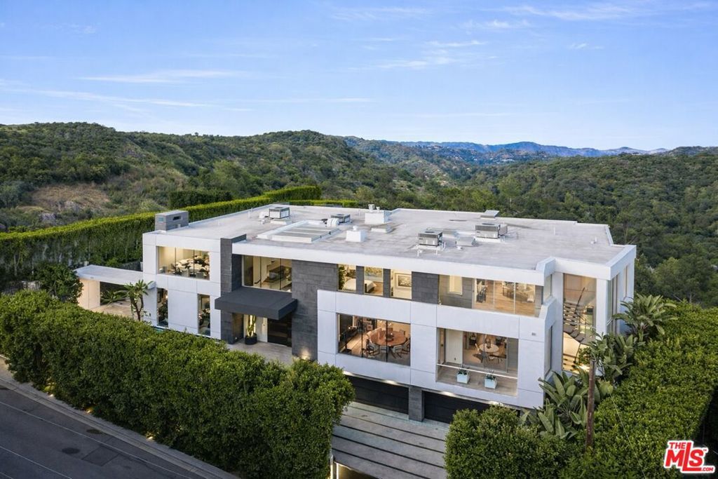 Photo of 1740 Bel Air Road, Los Angeles, CA 90077 (MLS # 26668251)