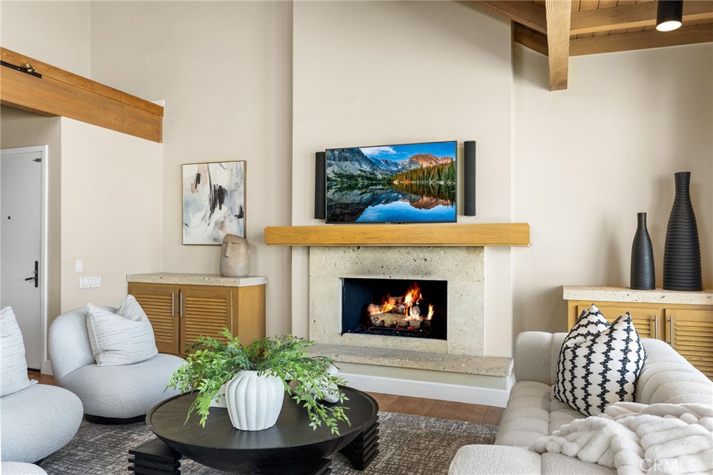 7008 W Oceanfront