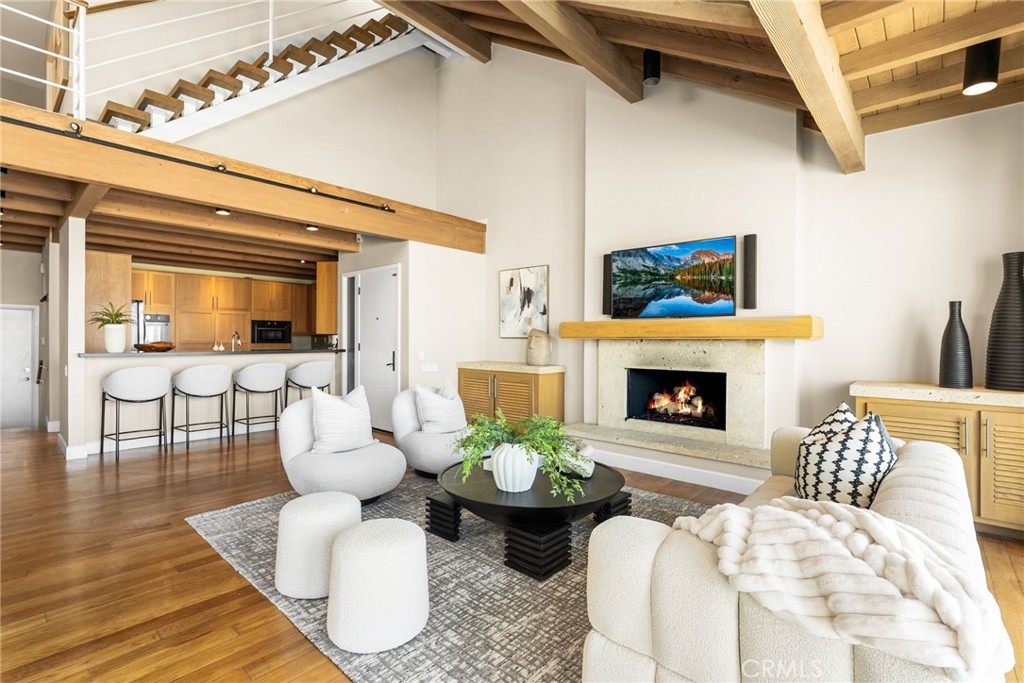 7008 W Oceanfront