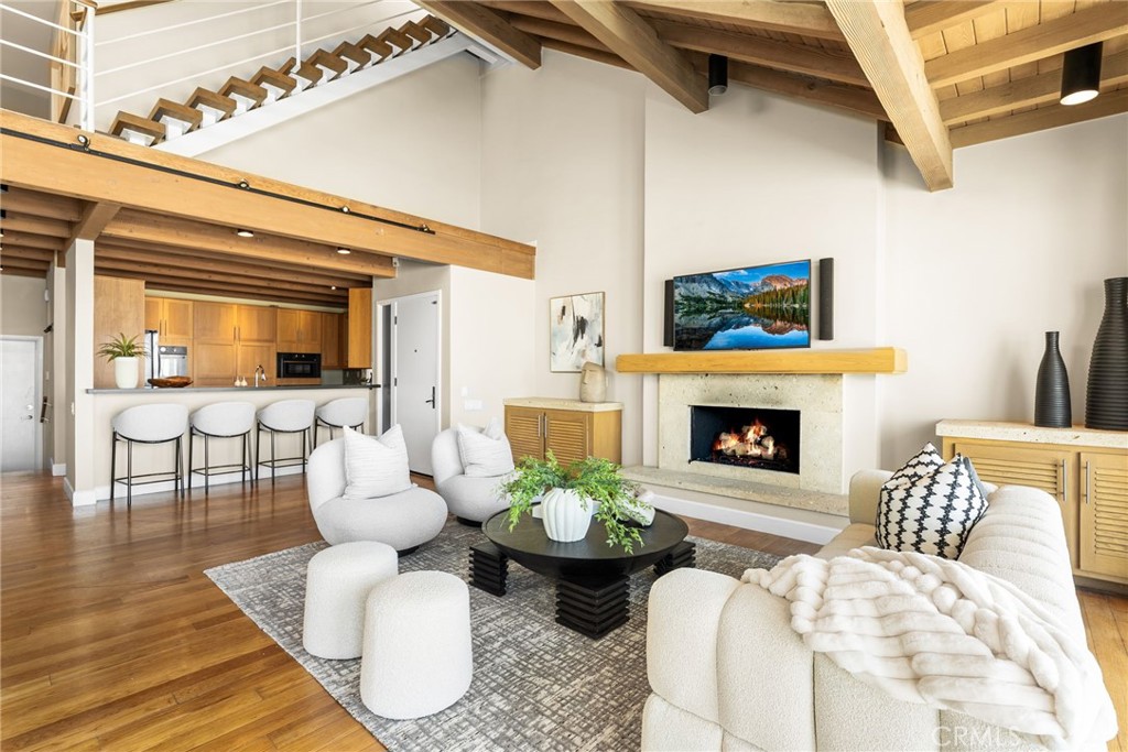 7008 W Oceanfront
