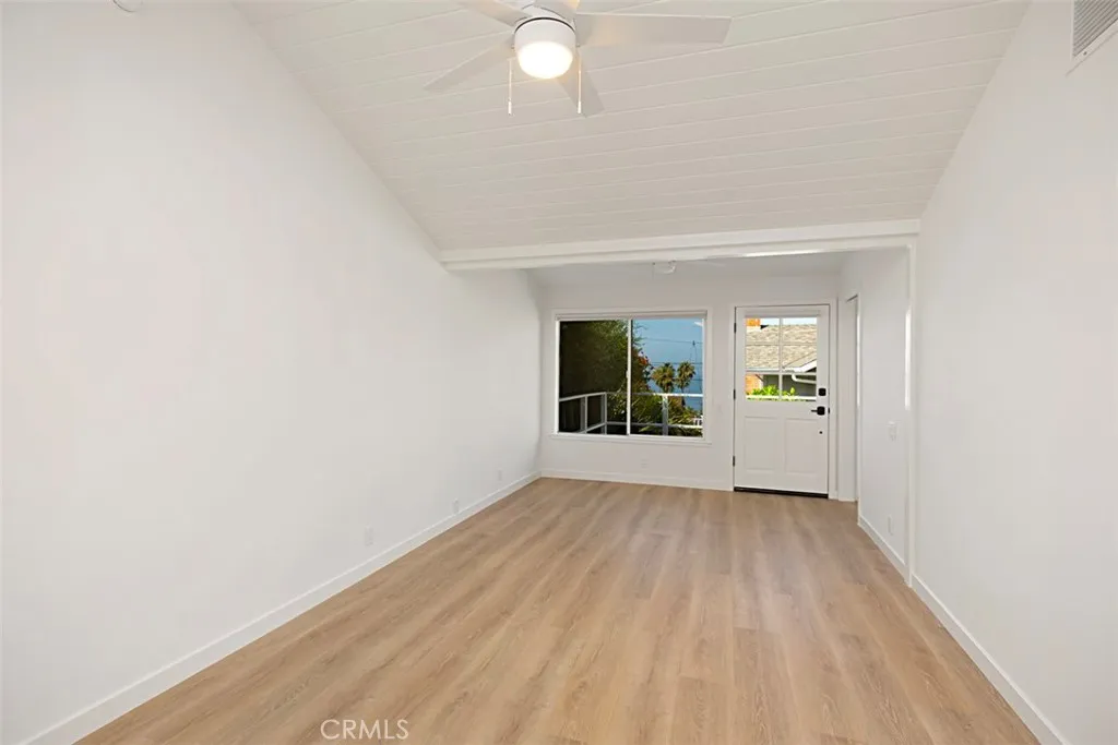 Laguna Beach, California 92651, United States, 2 Bedrooms Bedrooms, ,1 BathroomBathrooms,Residential,Active,255086