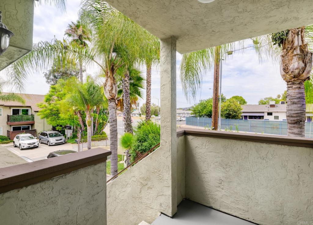 1509 E Washington Ave 27