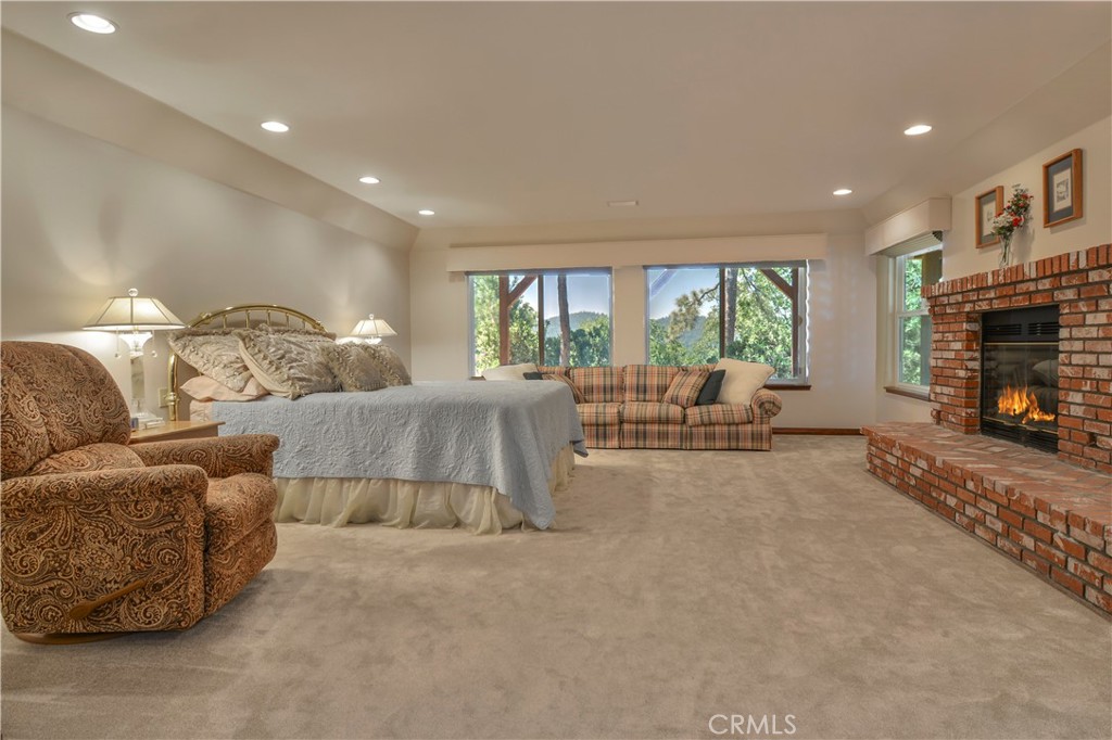 Arrowhead Woods (AWHW) - Residential