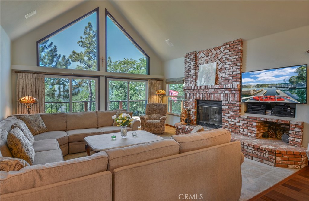 Arrowhead Woods (AWHW) - Residential