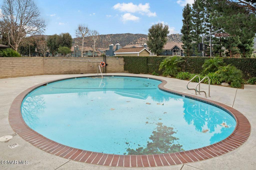 McKeon (V.D.M.)-221 - 1001582 - Residential