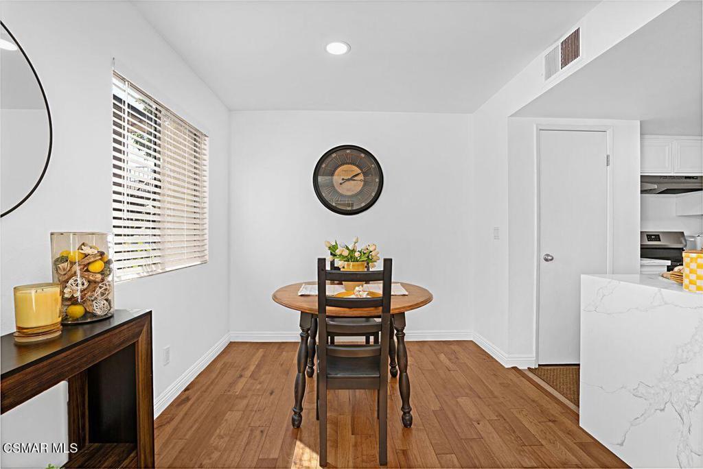 McKeon (V.D.M.)-221 - 1001582 - Residential