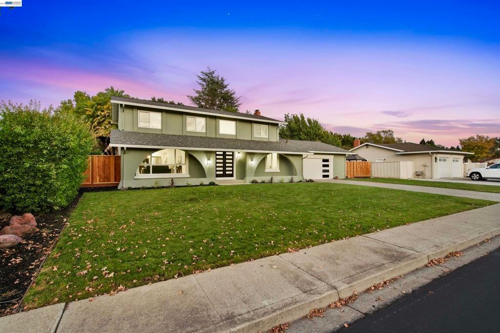92 Dubost Ct