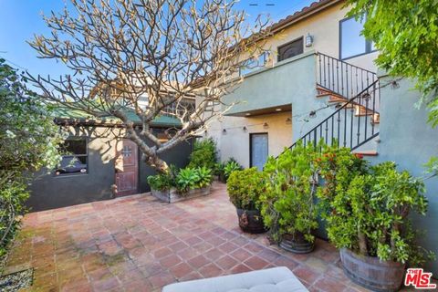 Photo of 4182 Irving Place, Culver City, CA 90232 (MLS # 26763367)