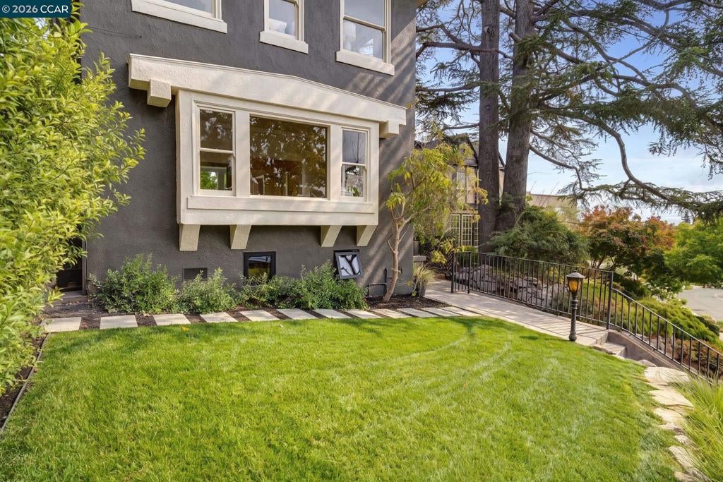 362 Magnolia Ave