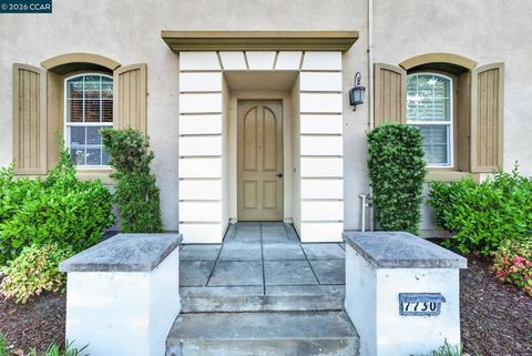 Photo of 7730 Stoneleaf Rd Rd, San Ramon, CA 94582 (MLS # 41129248)