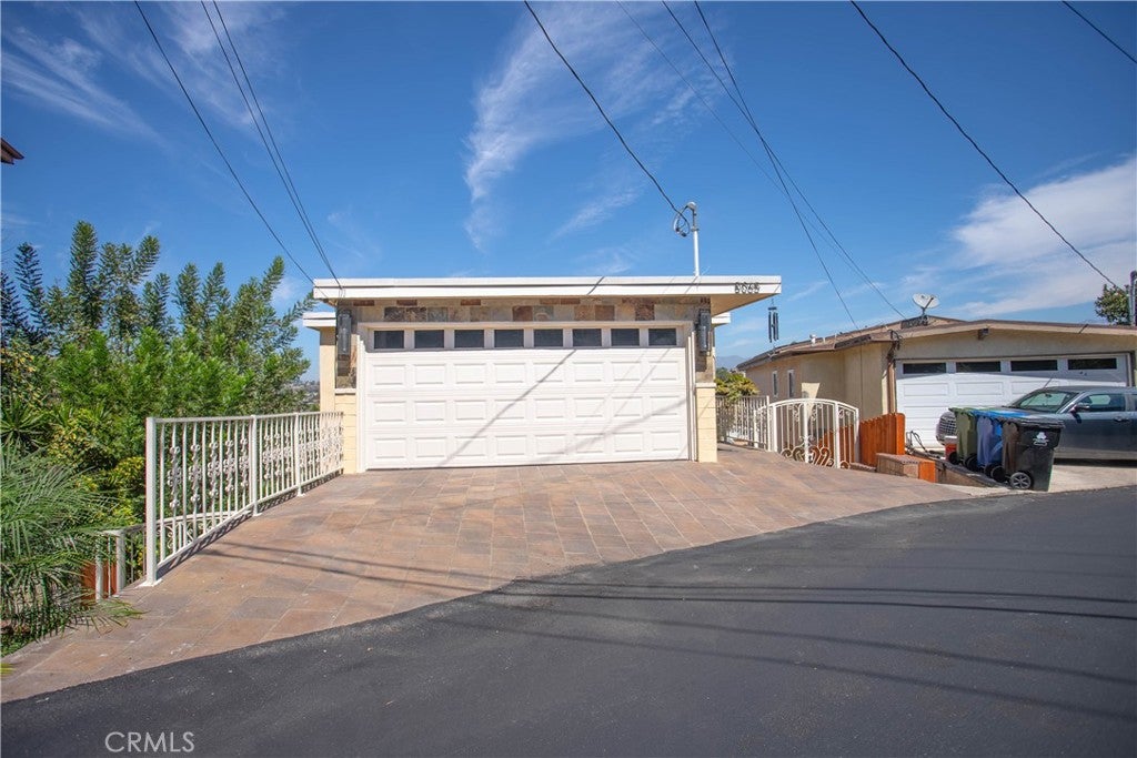 5065 La Calandria Drive