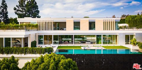 642 Perugia Way Los Angeles CA 90077