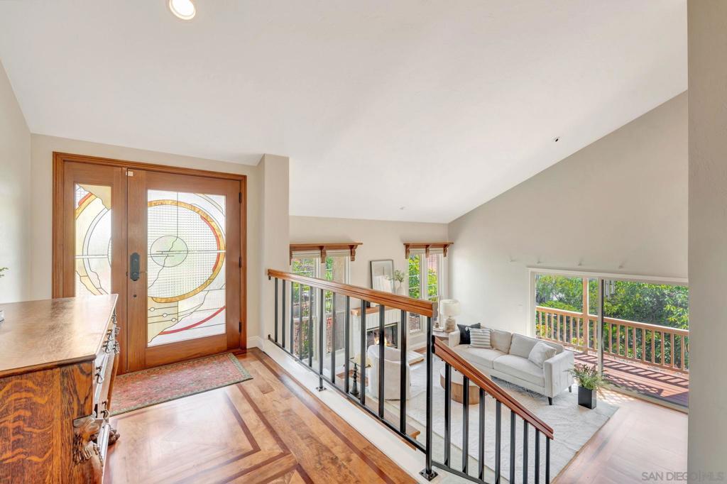 1239 Avocado Summit Dr