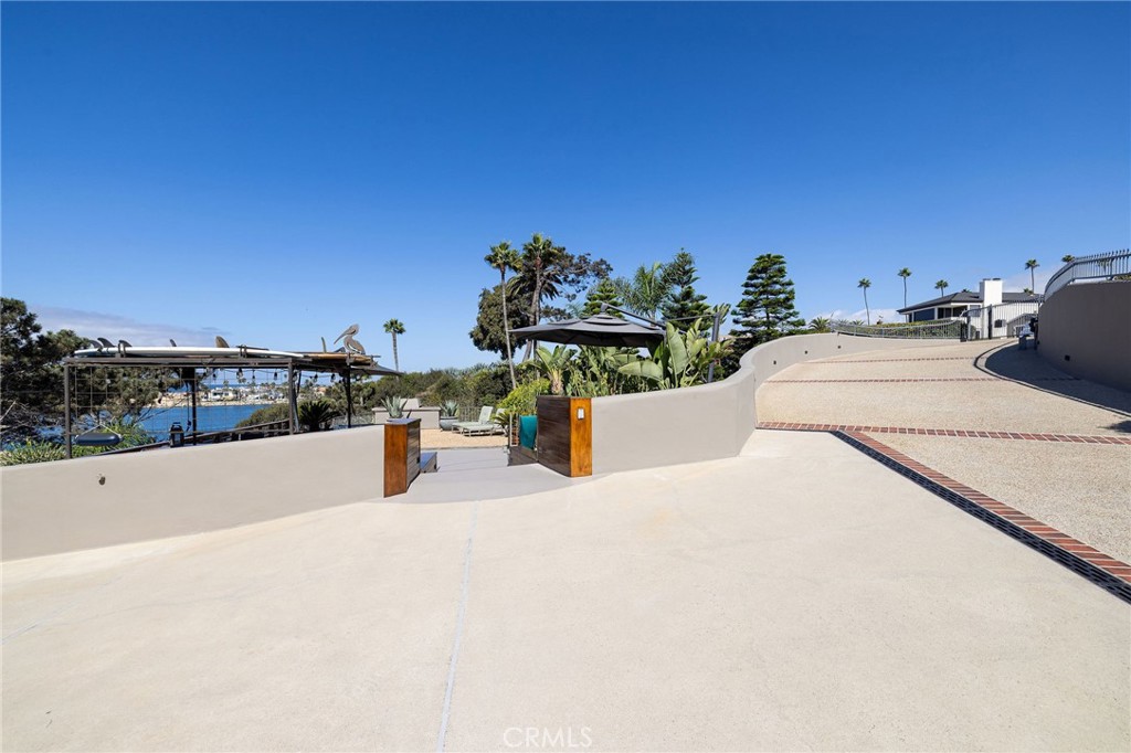 Corona del Mar South of PCH (CDMS) - Residential Lease