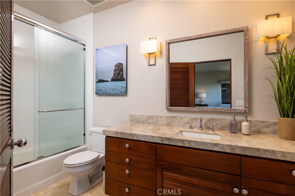 Corona del Mar South of PCH (CDMS) - Residential Lease