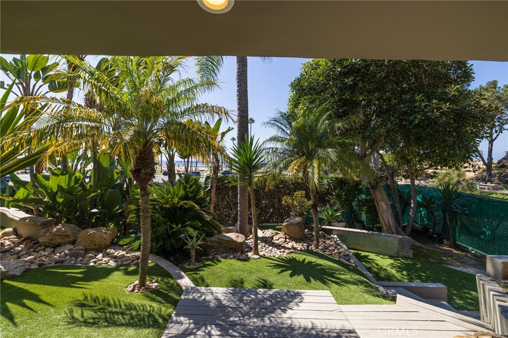 Corona del Mar South of PCH (CDMS) - Residential Lease