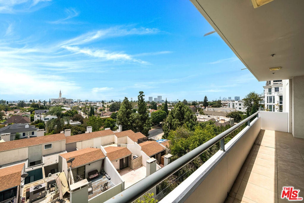 10660 Wilshire Boulevard 701