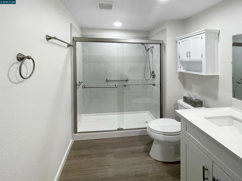 SUNNY GLEN - Residential