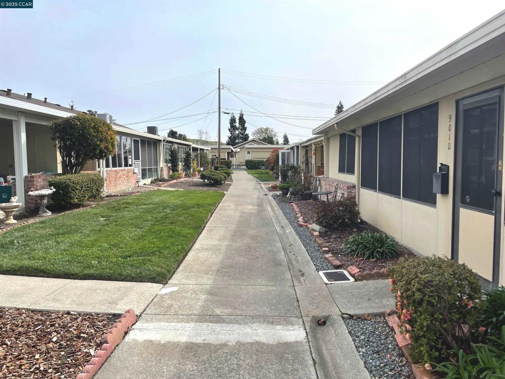 SUNNY GLEN - Residential