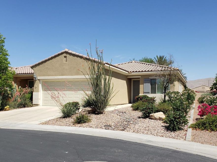 Indio, Sun City Shadow Hills- Serrente Model - Turnkey Furnished -ANNUAL LEASE TERM. Available Beginning January 12, 2026. Age restricted community.  Owner will not remove furnishings.  This attractive 2 bedim 2 bath home features a Great Room with smart TV, Den with sleeper sofa.  Beautiful kitchen w/granite slab counters, Refrigerator, Breakfast bar & Dining Area.  Gas range, convection oven & Microwave.  Primary Bedrum with king bed and TV.  Attached private bath with dual sinks and walk-in shower.  Guest Bedroom with queen bed, guest bath with shower/tub.  Laundry room with washer & dryer. 2 Car attached garage.  Covered patio with view of the Chocolate Mountains.  Very well maintained .  Sun City Shadow Hills is an active adult community offering two clubhouses with state of the art fitness centers, indoor/outdoor pools, bocce courts, billiards, lighted sports courts, two golf courses, restaurant plus numerous club and social activities.  Age restricted community - occupants must be 55 yrs old.  Call for details.