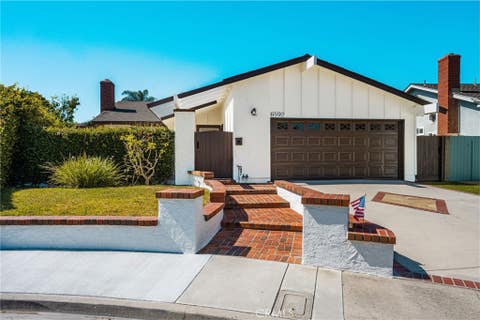 Photo of 6592 Kilda Circle, Huntington Beach, CA 92647 (MLS # PW26147324)