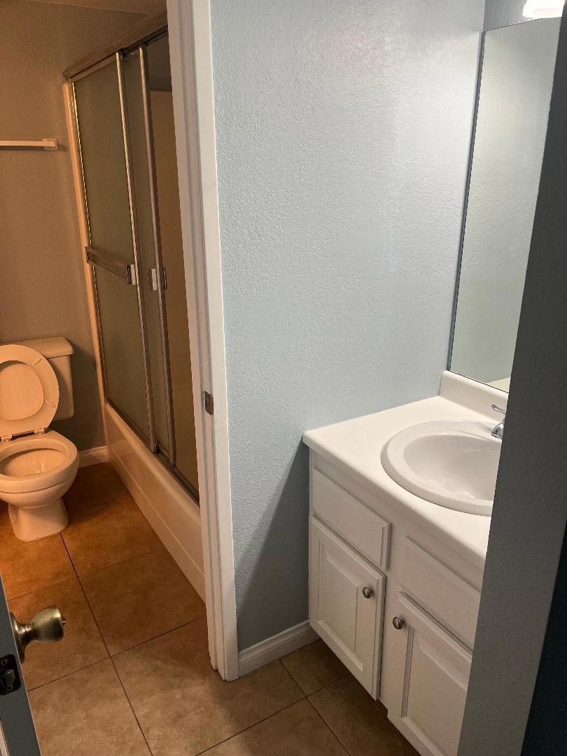 Palm Springs Golf & - Residential Lease