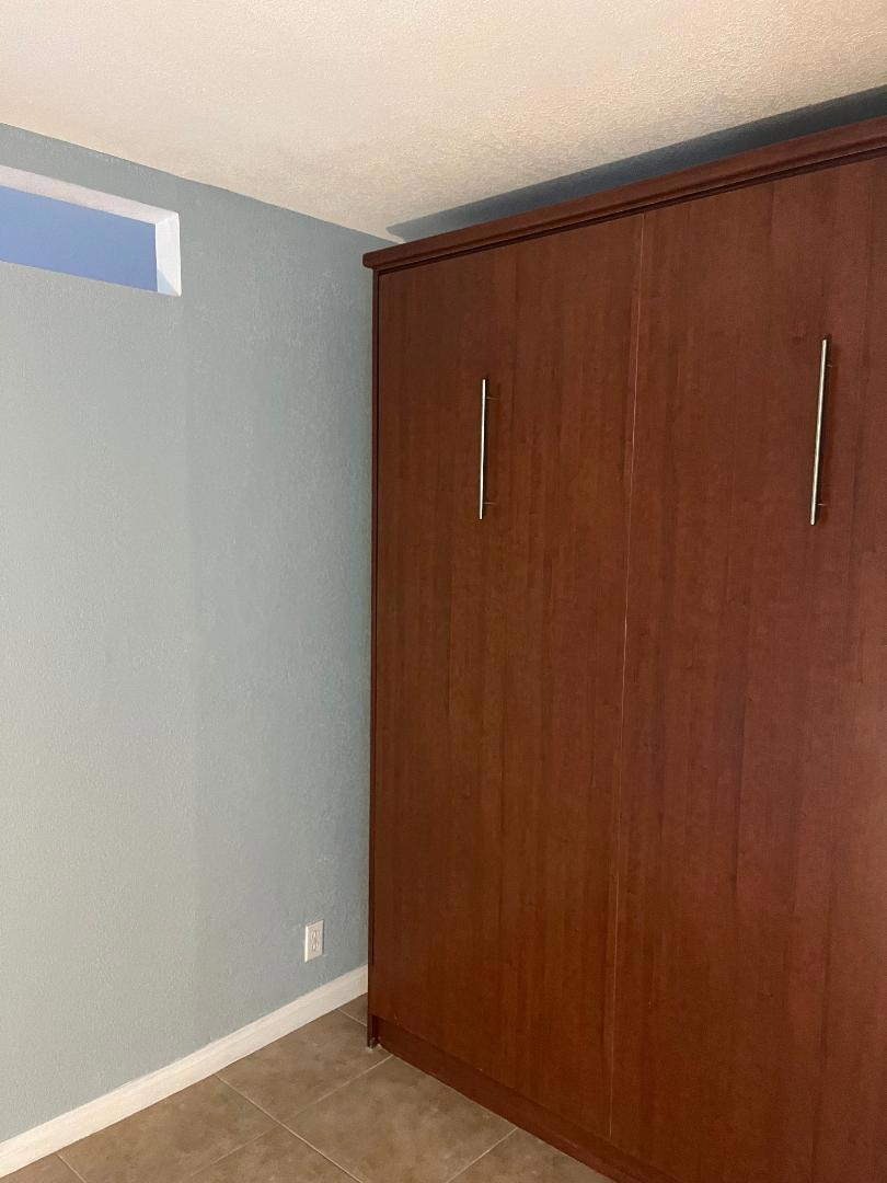 Palm Springs Golf & - Residential Lease