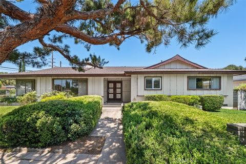 Photo of 185 Longley WAY, Arcadia, CA 91007 (MLS # AR26152343)