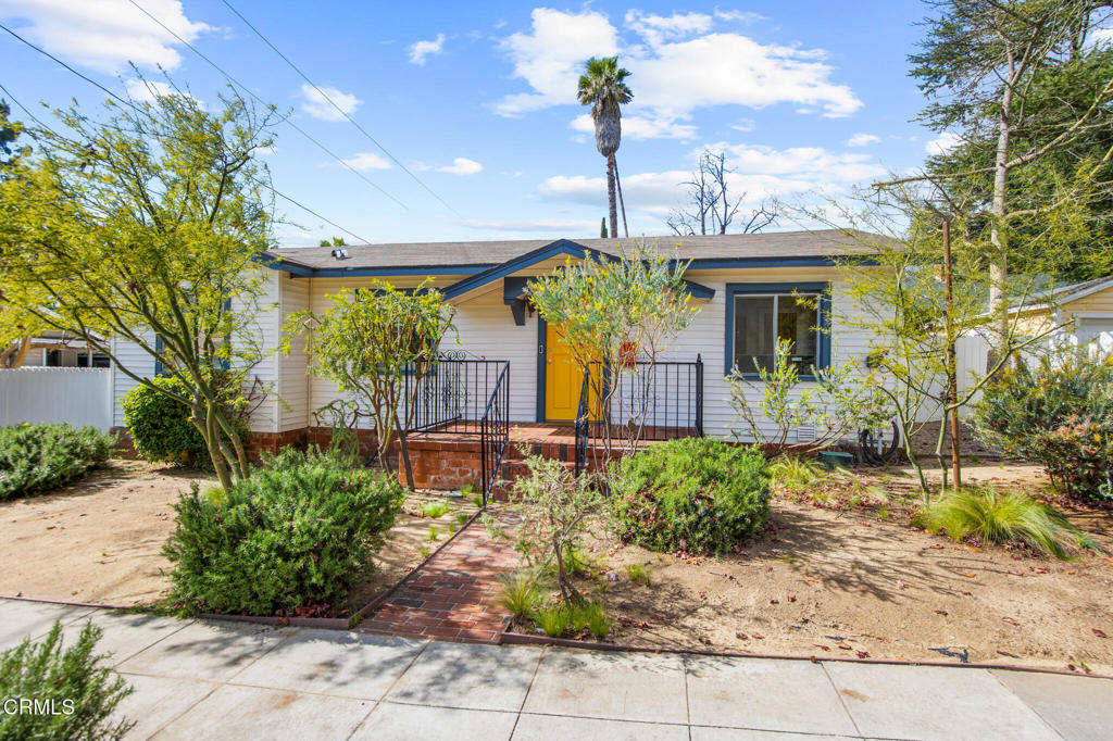 585 Palo Verde Avenue