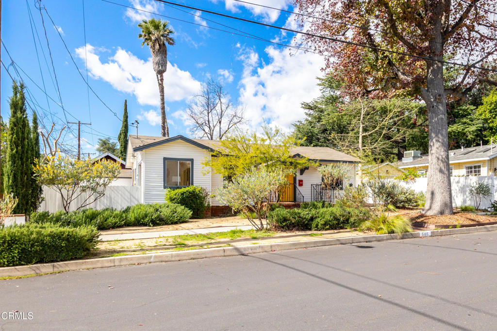 585 Palo Verde Avenue