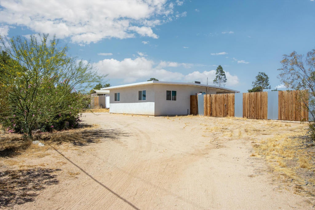 340 Cherokee Trail