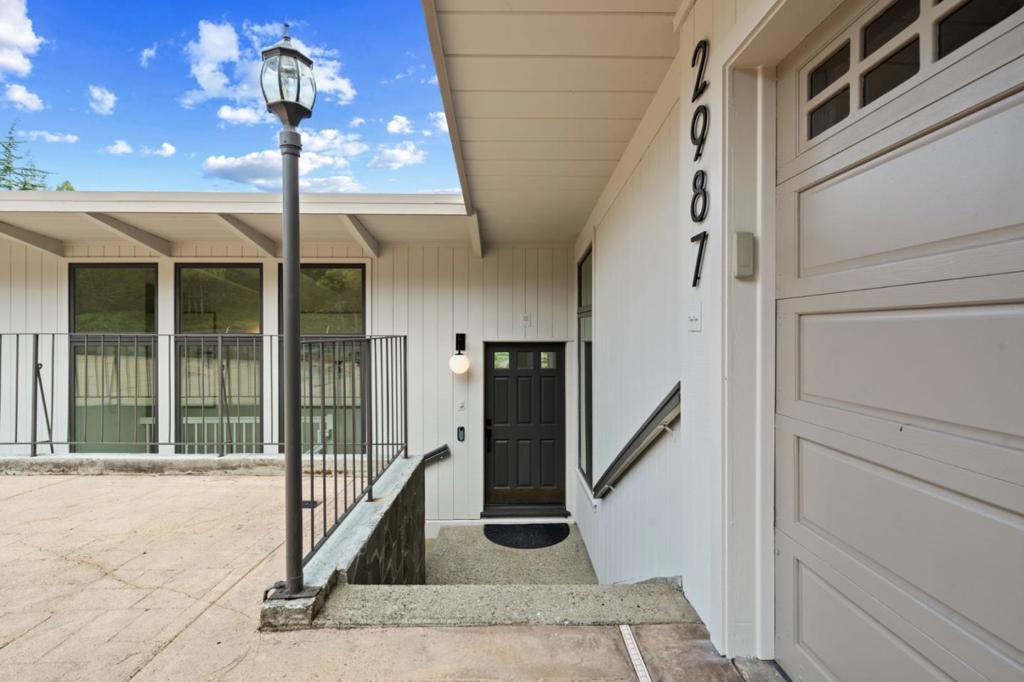 2987 Alexis Drive, Palo Alto CA 94304